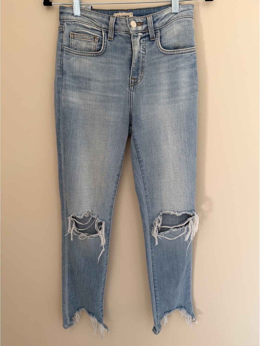 L’agence 24 distressed, med/light wash